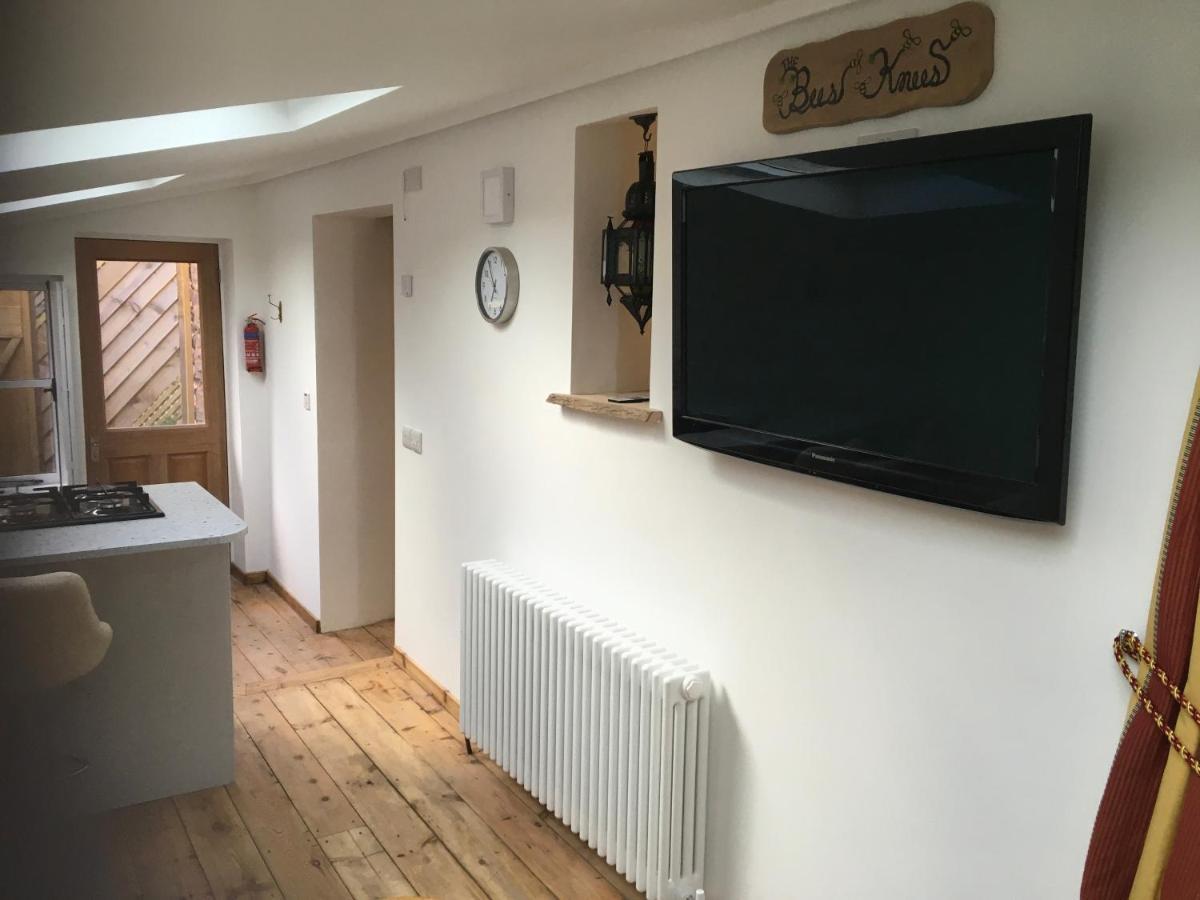 Appartement The Bees Knees @ Redhill Grange à Monmouth Extérieur photo